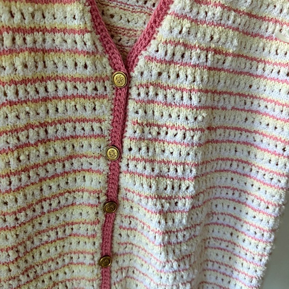 Handmade Knit Button-Up Vest with Bows - Picture 3 of 10